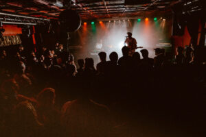 eaten_by_snakes_live8